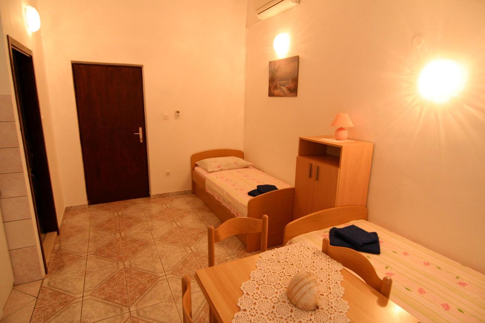Apartments Marta تروغير الغرفة الصورة