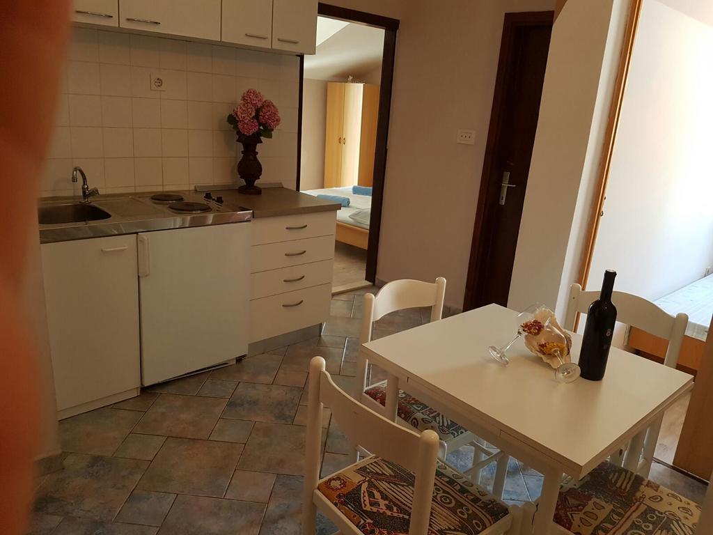 Apartments Marta تروغير المظهر الخارجي الصورة